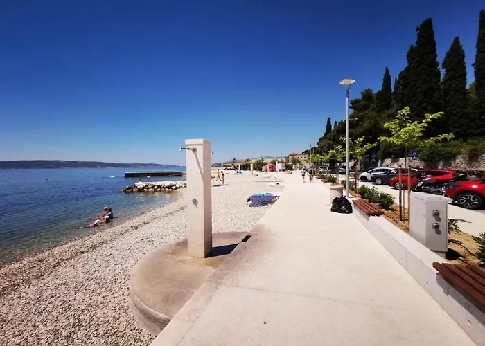 Coastal Charm * Kastela